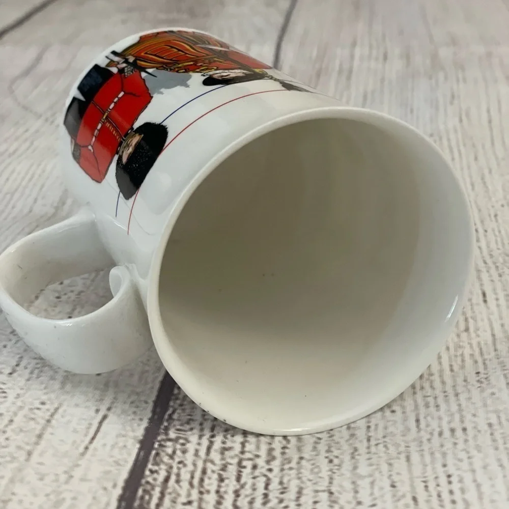 DUNOON CERAMICS London Designed Jack Dadd Fine Bone China Mug Made in England